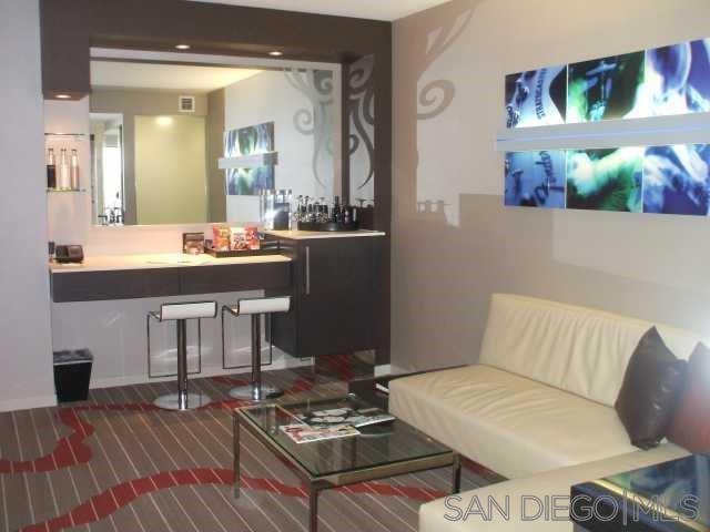 207 5Th Ave, San Diego CA: https://media.crmls.org/mediaz/721dabe2-1f74-4a9c-a12a-b6b6ac3bae1a.jpg