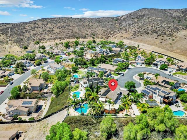 10496 Chaparral Dr, Santee CA: https://media.crmls.org/mediaz/721f72b4-e8c5-4c1f-afa9-693489fcfcfd.jpg