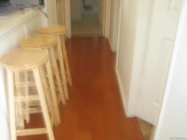 11342 Village ridge Rd, San Diego CA: https://media.crmls.org/mediaz/7220b3bc-6a78-4f33-8f2b-9a13692fed06.jpg