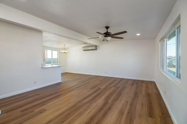 Image 6 of 18 For 2340 Sand Quill Avenue