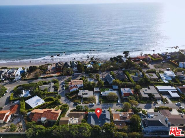 31763 Cottontail Lane, Malibu CA: https://media.crmls.org/mediaz/7221bb19-4617-44c7-ad9b-3f94be2a3f56.jpg