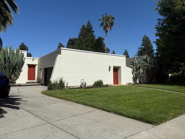 759 Camelback Road, Pleasant Hill CA: https://media.crmls.org/mediaz/72226b50-61b0-44d6-8ddc-b7bed93bcfef.jpg