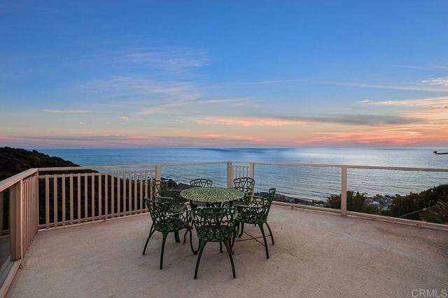 Detail Gallery Image 29 of 61 For 635 Nyes Pl, Laguna Beach,  CA 92651 - 4 Beds | 2/1 Baths
