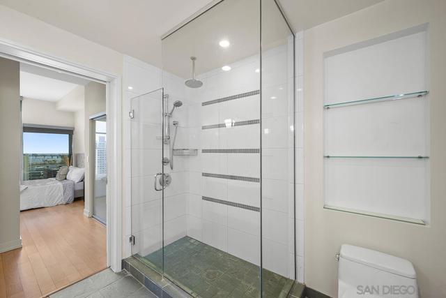 575 6th Avenue, San Diego CA: https://media.crmls.org/mediaz/7224398b-c240-4490-ab70-cfaf8d232c8c.jpg