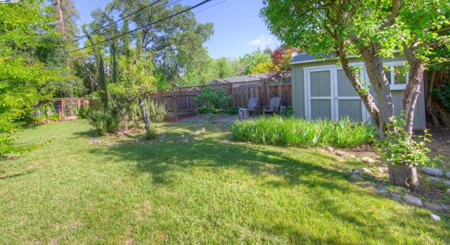203 Roberta Ave, Pleasant Hill CA: https://media.crmls.org/mediaz/7225229e-b928-47ae-8a8e-32409aae8aa6.jpg