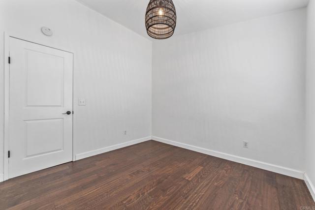 1619 Corte Verano, Oceanside CA: https://media.crmls.org/mediaz/72259e2e-14b0-4ab5-b9d8-dac60f4d7874.jpg
