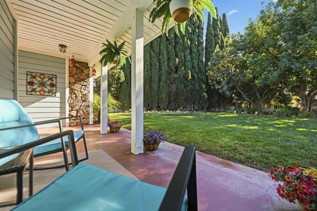 16120 Poderio Ct., Ramona CA: https://media.crmls.org/mediaz/722645e0-52b0-46a3-b20b-9f25fac252cc.jpg