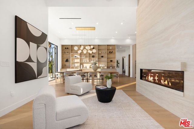 Image 4 of 43 For 5200 Oakdale Avenue