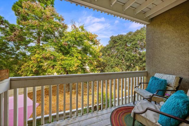 Detail Gallery Image 17 of 33 For 4232 Fiesta Way #3,  Oceanside,  CA 92057 - 2 Beds | 2/1 Baths