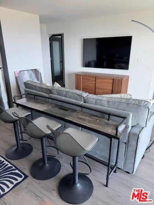 1433 Silvius Avenue, San Pedro CA: https://media.crmls.org/mediaz/7228ba69-0065-4a3e-b73c-d9ba24273313.jpg