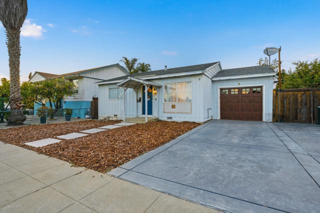 2987 Patt Avenue, San Jose CA: https://media.crmls.org/mediaz/72293805-2f20-4608-abd1-ebc985b5315e.jpg