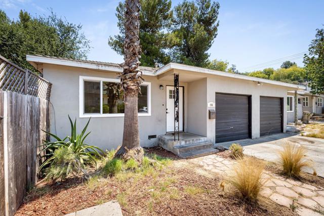 406 26 S Grape St, Escondido CA: https://media.crmls.org/mediaz/72294483-4873-4428-8d4a-6bb4508e49c8.jpg