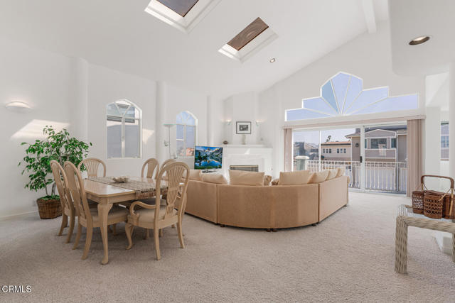 Detail Gallery Image 7 of 54 For 5331 Wavecrest Way, Oxnard,  CA 93035 - 3 Beds | 3/1 Baths