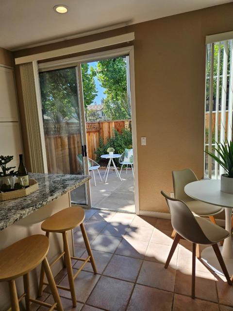 2829 Rubino Circle, San Jose CA: https://media.crmls.org/mediaz/7229f5cc-5205-40e0-a536-1c9d96854ac6.jpg