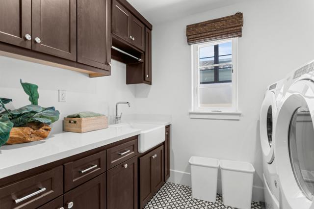 42059 Vinha Way, Fremont CA: https://media.crmls.org/mediaz/722ac99d-e571-406b-b1ec-299a2dd8f0ea.jpg