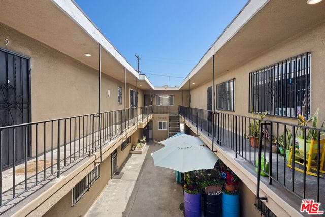 Image 3 for 240 E 60Th St, Los Angeles, CA 90003