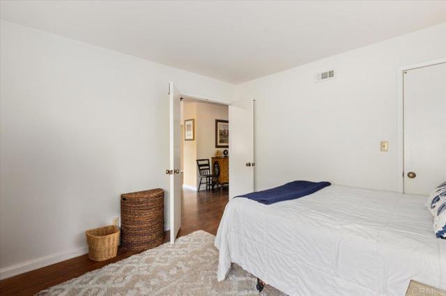1209 La Verde Lane, San Marcos CA: https://media.crmls.org/mediaz/722c8714-7923-4fee-9425-71b14296c63e.jpg