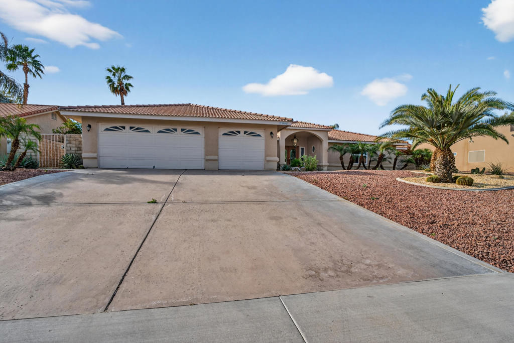 78901 Runaway Bay Drive
