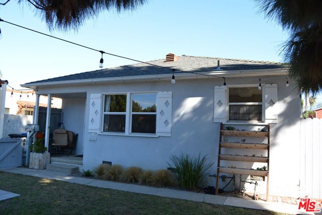 4264 Baldwin Avenue photo 2
