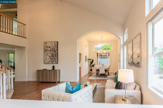 Image 2 of 35 For 7592 Meadow Ct