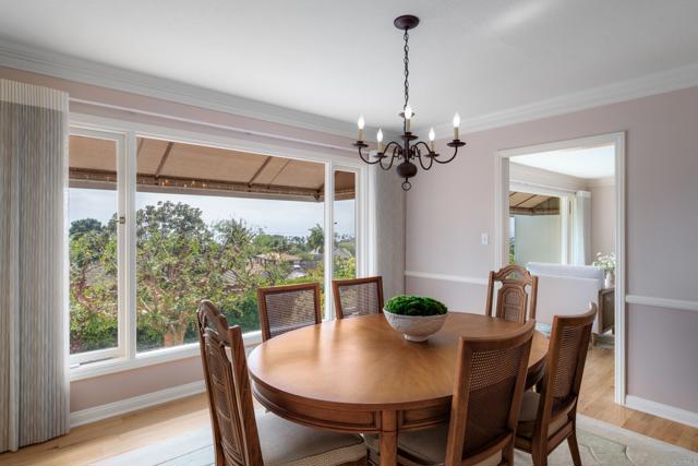 6018 Folsom Drive, La Jolla CA: https://media.crmls.org/mediaz/722f58b3-ac8b-48e6-93fe-9ec9652ebb61.jpg