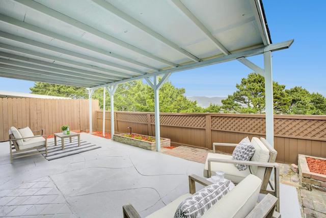 39 Morton Drive, Daly City CA: https://media.crmls.org/mediaz/722f6aa5-e869-40df-b343-7b2ae882f50d.jpg