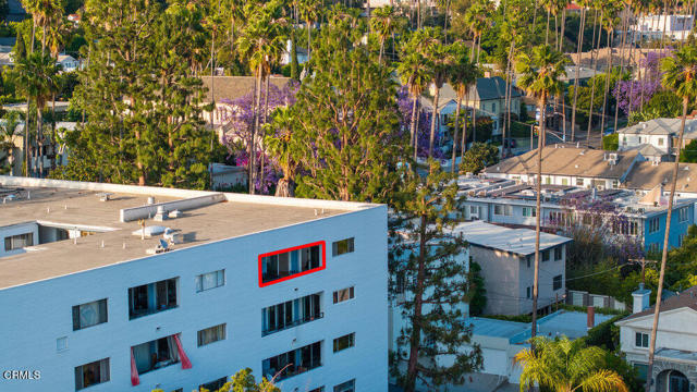 7560 Hollywood Boulevard, Los Angeles CA: https://media.crmls.org/mediaz/72304967-00a0-4127-a380-5722a5d94564.jpg