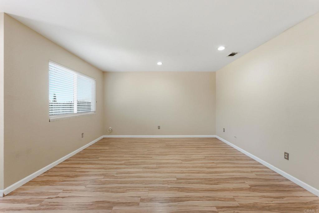 1448 Esperanza Way - photo 9