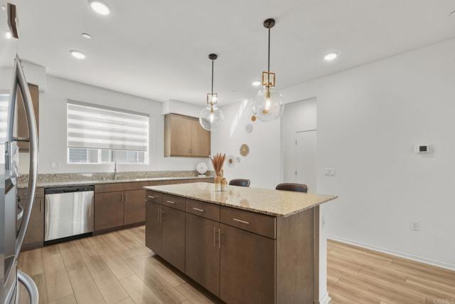 Detail Gallery Image 16 of 57 For 5261 Beachfront Cove St #174,  San Diego,  CA 92154 - 4 Beds | 3/1 Baths