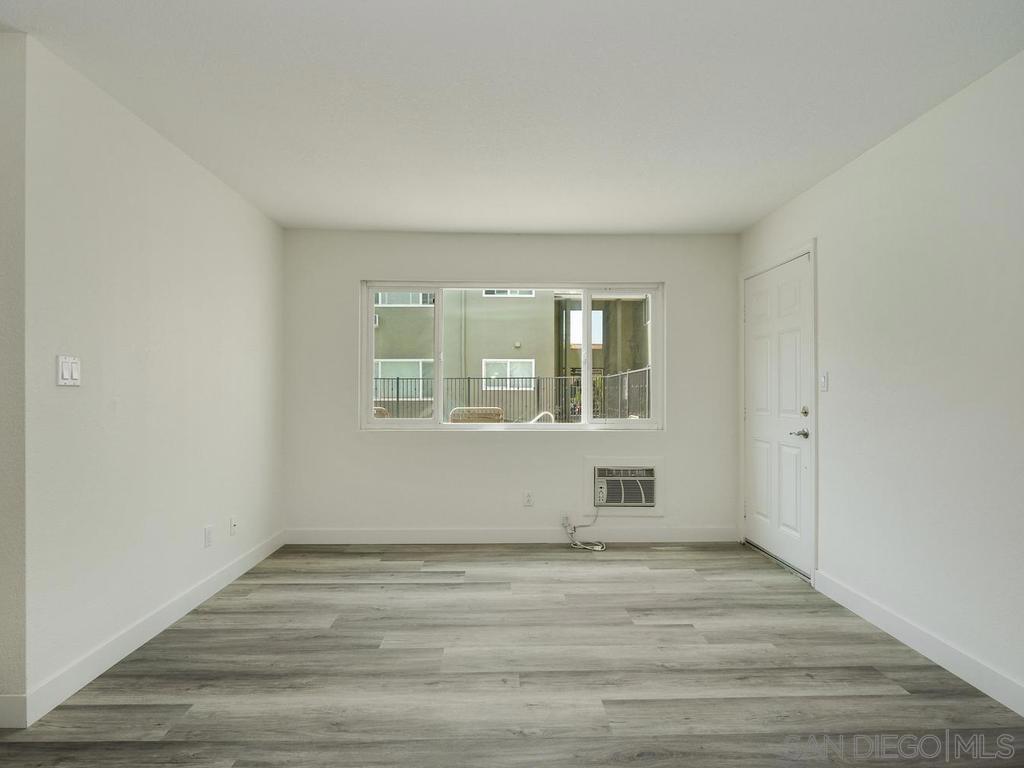 6602 Beadnell Way - photo 9