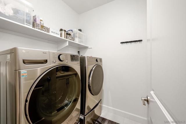 893 Woodhaven Rd, San Marcos CA: https://media.crmls.org/mediaz/72320121-c5ca-4234-ae81-af631a71d551.jpg