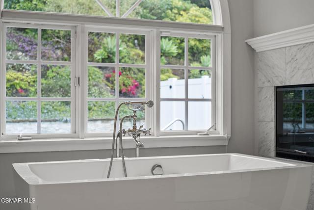 919 Aleeda Lane, Santa Barbara CA: https://media.crmls.org/mediaz/72320db7-2cfe-4134-8563-fc7d88fcb6d9.jpg