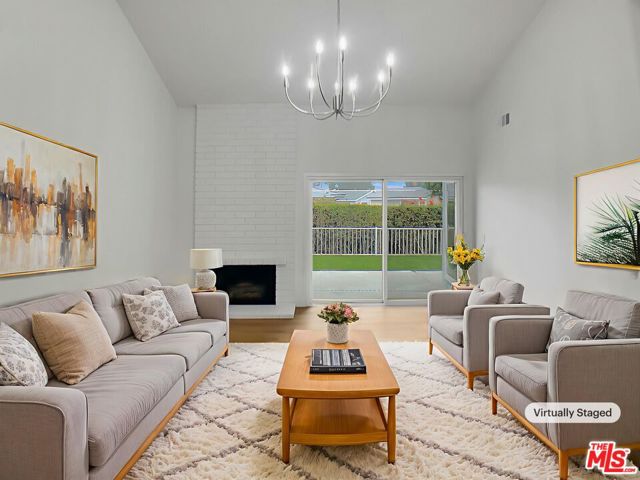 953 S Ridgecrest Circle, Anaheim CA: https://media.crmls.org/mediaz/723297e2-15b6-4719-8825-20af1a9f7132.jpg