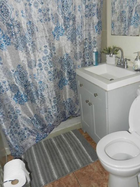 82129 Crest Avenue, Indio CA: https://media.crmls.org/mediaz/7232c487-bccb-4d32-b6e3-f9b56262d9fe.jpg