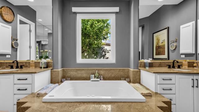 55 Calle De Oro, Rancho Mirage, CA 92270