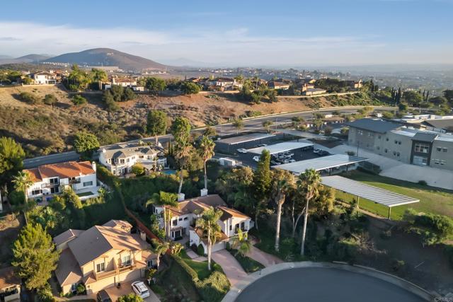 Detail Gallery Image 28 of 31 For 6844 Urubu St, Carlsbad,  CA 92009 - 3 Beds | 3 Baths