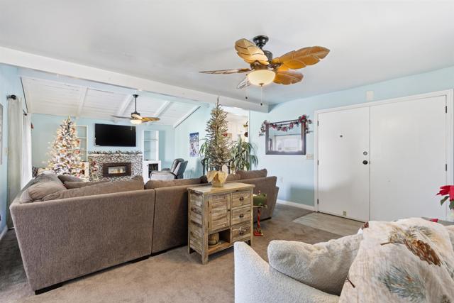 1178 Eucalyptus Dr, El Cajon CA: https://media.crmls.org/mediaz/7236220f-bbbd-4b36-b2b0-9a638fed007a.jpg