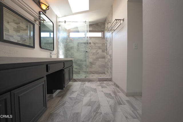 Detail Gallery Image 12 of 21 For 1675 Arroyo Seco Dr, Ventura,  CA 93004 - 4 Beds | 2/1 Baths