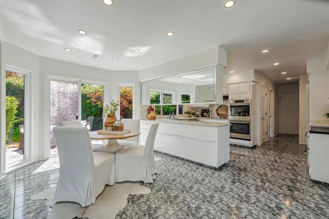 937 Parrott Drive, Hillsborough CA: https://media.crmls.org/mediaz/72378820-4e82-41a7-866c-a260f737b370.jpg
