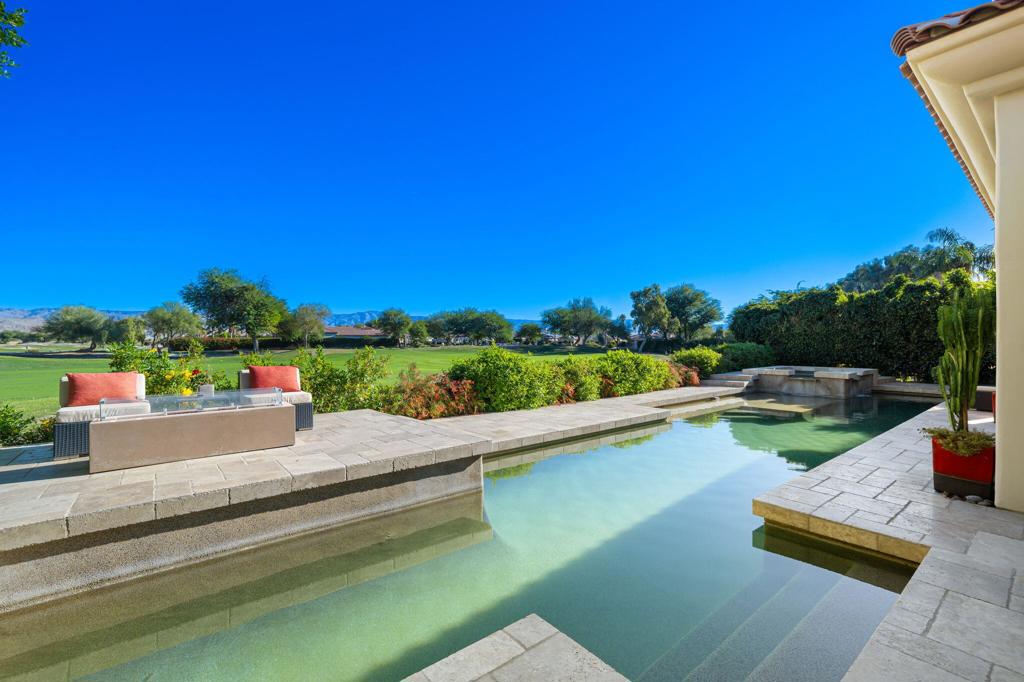 MLS #219137554DA image #2