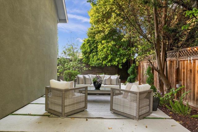 982 Morse Street, San Jose CA: https://media.crmls.org/mediaz/72381034-3c5d-4dcf-9a5e-269a65999fa0.jpg