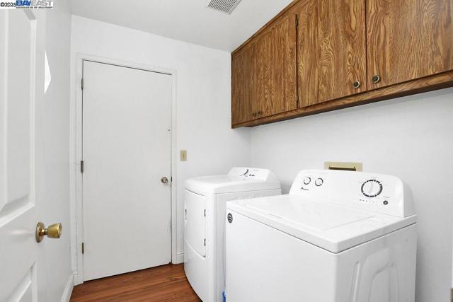 4691 Spinnaker Way, Discovery Bay CA: https://media.crmls.org/mediaz/723816a2-686a-4246-a7ba-843149444d79.jpg