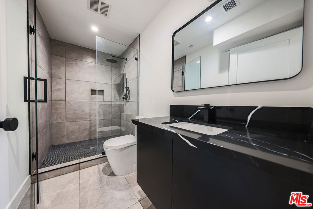 MLS #26771137 image #30