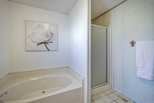 Detail Gallery Image 27 of 44 For 1146 via Santa Paulo, Vista,  CA 92081 - 3 Beds | 2 Baths