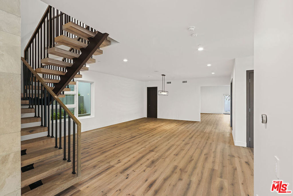 MLS #26870469 image #4