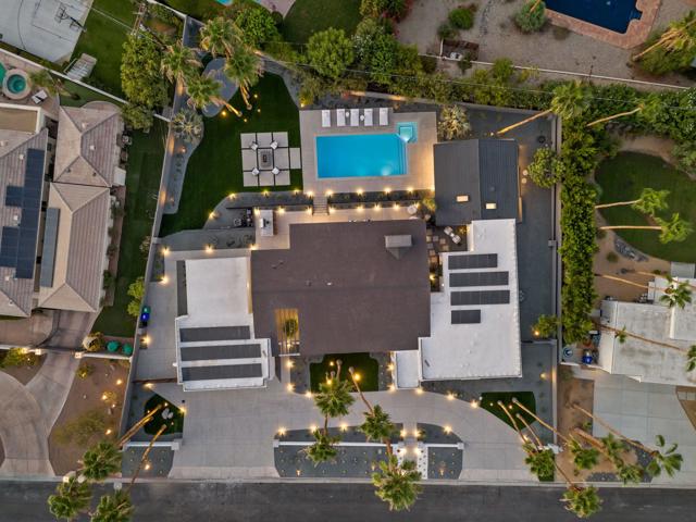46380 Desert Lily Drive, Palm Desert CA: https://media.crmls.org/mediaz/723ae576-3fce-4155-b37e-c2aa99eb3c24.jpg