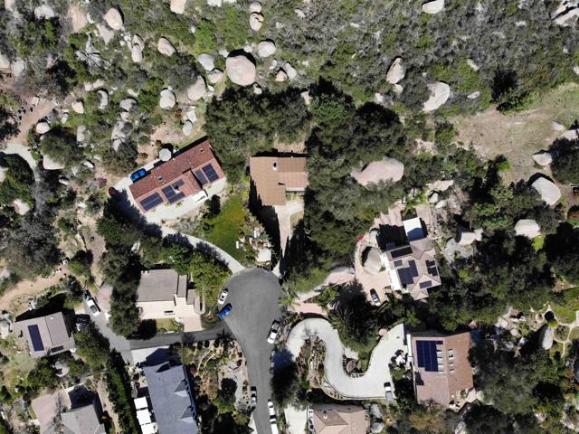 Detail Gallery Image 49 of 59 For 28444 Fallen Tree Ln, Escondido,  CA 92026 - 3 Beds | 2/1 Baths