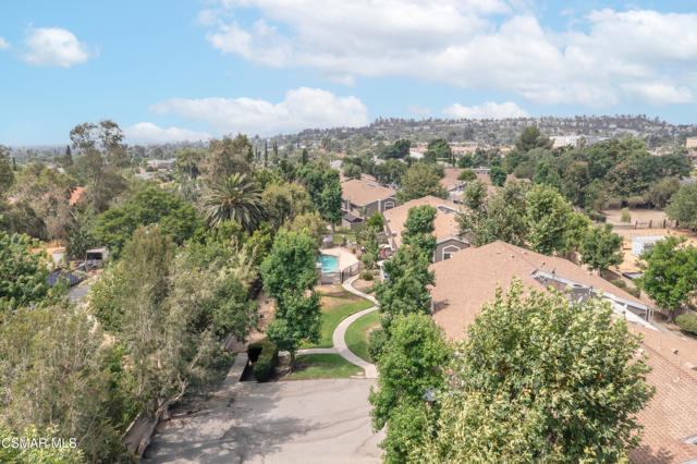 12521 Bradley Avenue, Sylmar CA: https://media.crmls.org/mediaz/723b1023-536c-41a6-a7b9-91ec192a3c79.jpg