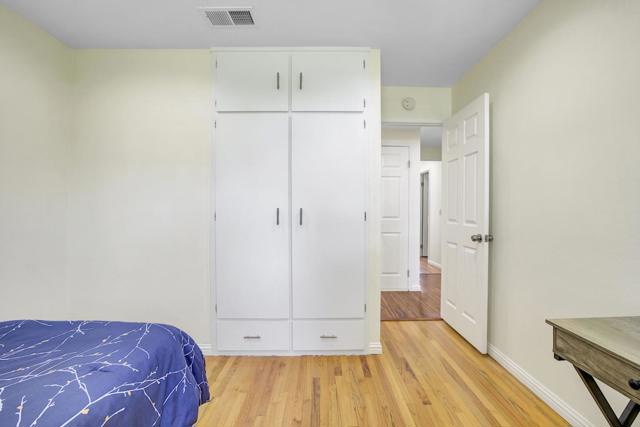 34863 Warwick Court, Fremont CA: https://media.crmls.org/mediaz/723cb014-1f12-468a-acf5-498001945b87.jpg