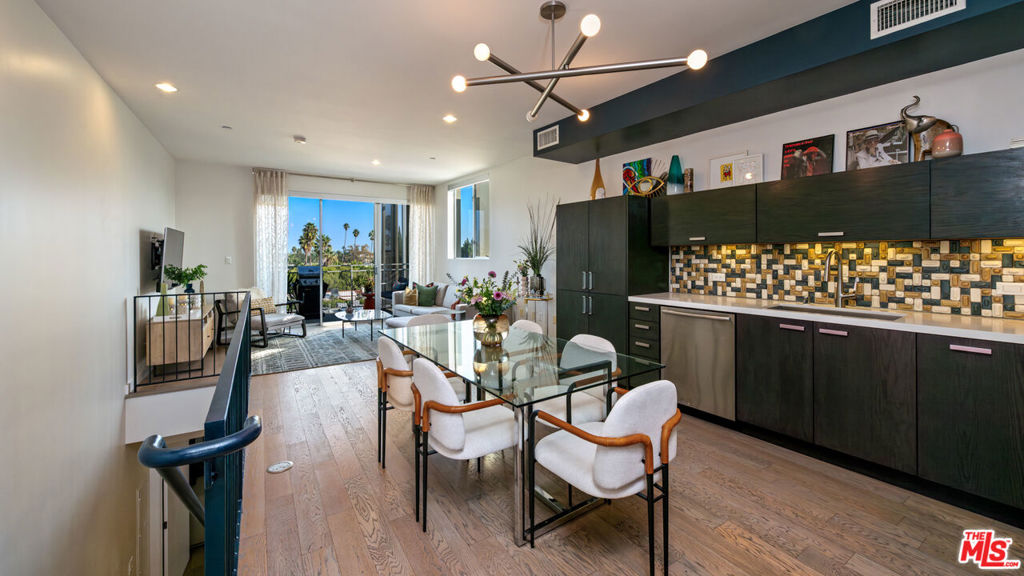 751 N Fairfax Avenue #12